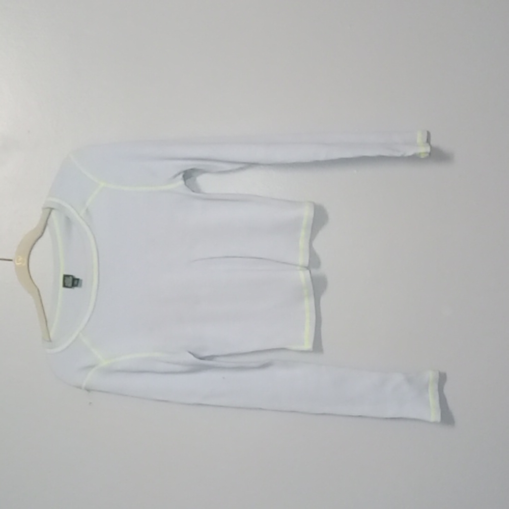 Wild Fable XXL light weight sweater, light blue coloring with neon green stitch.